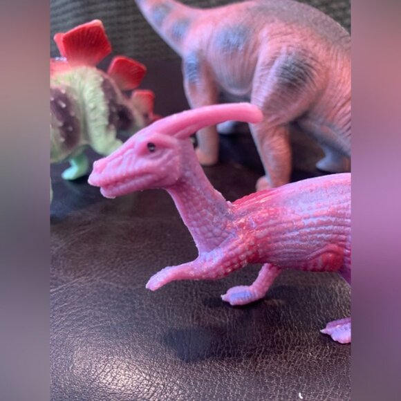 Prehistoric Parasaurolophus Toy Dinosaur, Plastic Vinyl Child’s Toy - Picture 3 of 6